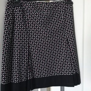 Elegant Black and White Patterned Skirt